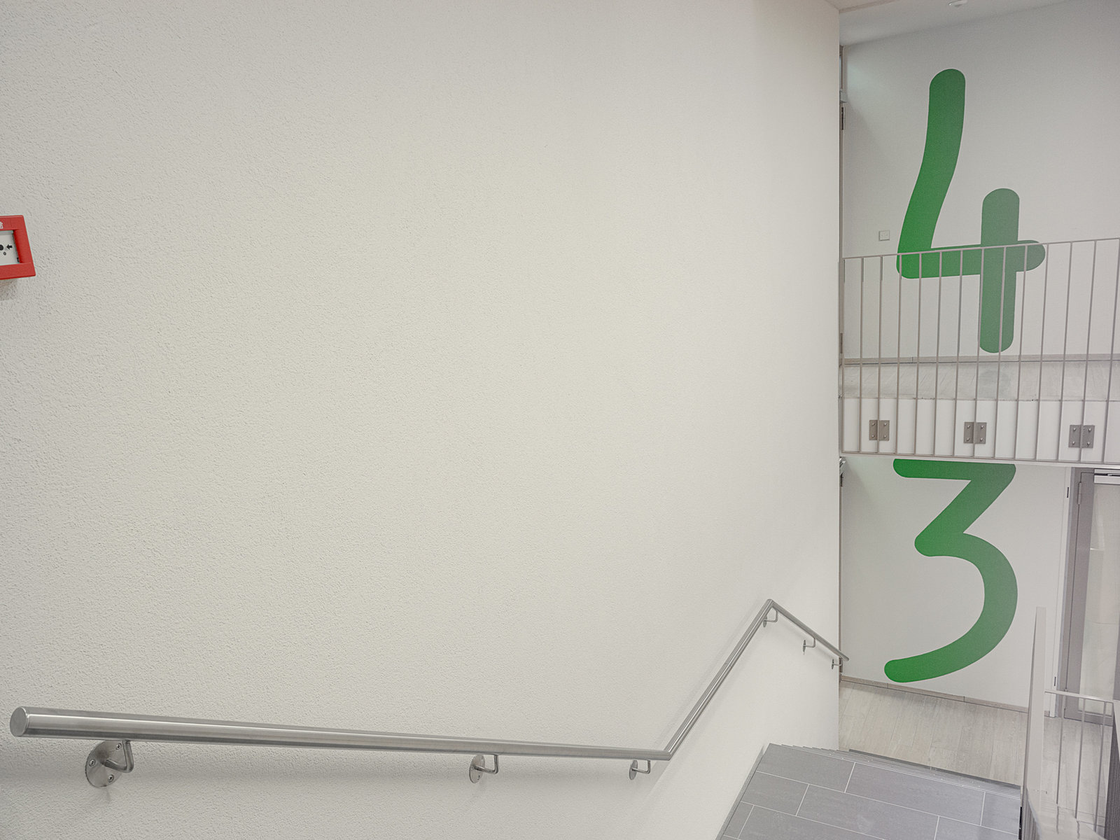 Signaletik Kurt Geschäftshaus