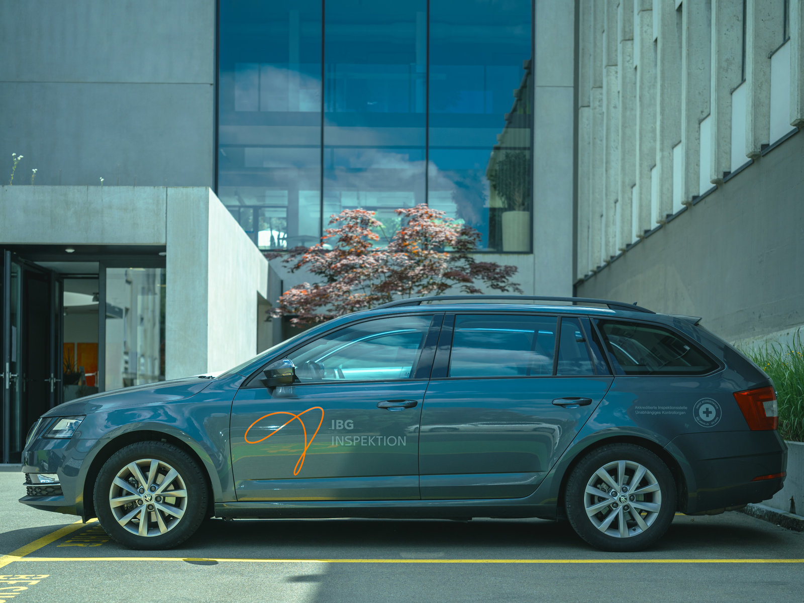 Fahrzeugbeschriftung IBG Engineering