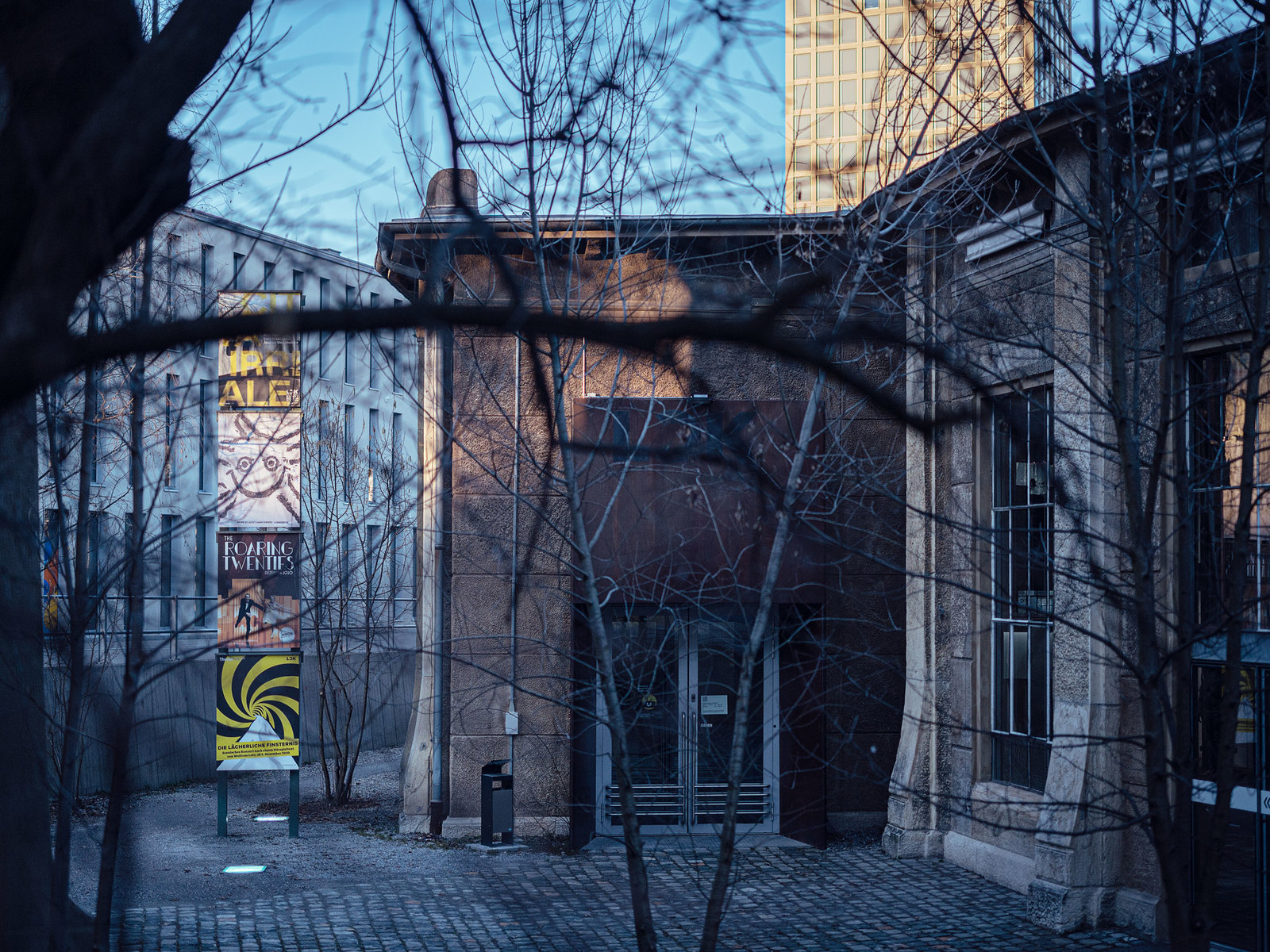 Kratzwand – Bauverkleidung Lokremise