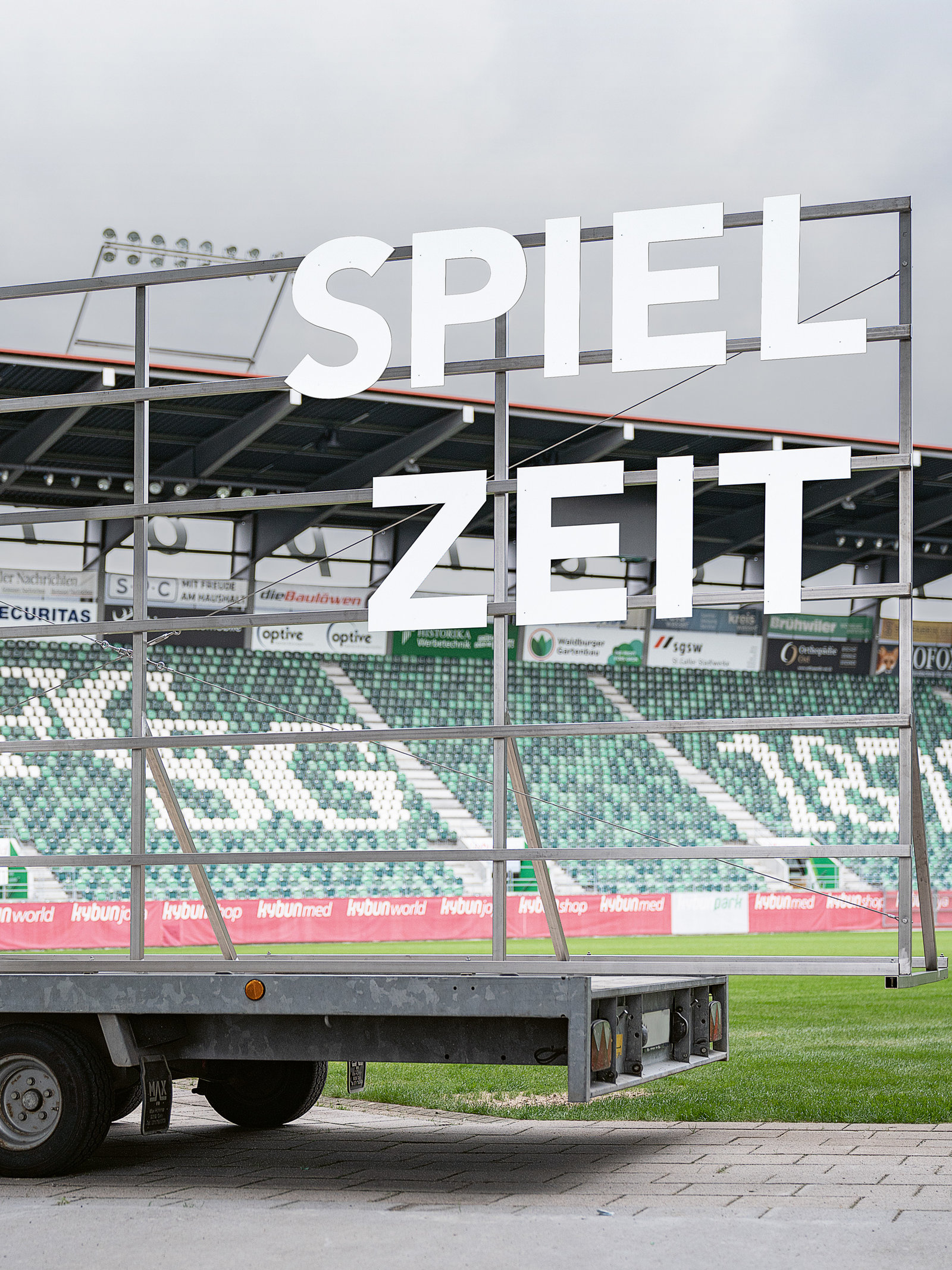 Imagekampagne 2023 – mobile Hollywoodwand