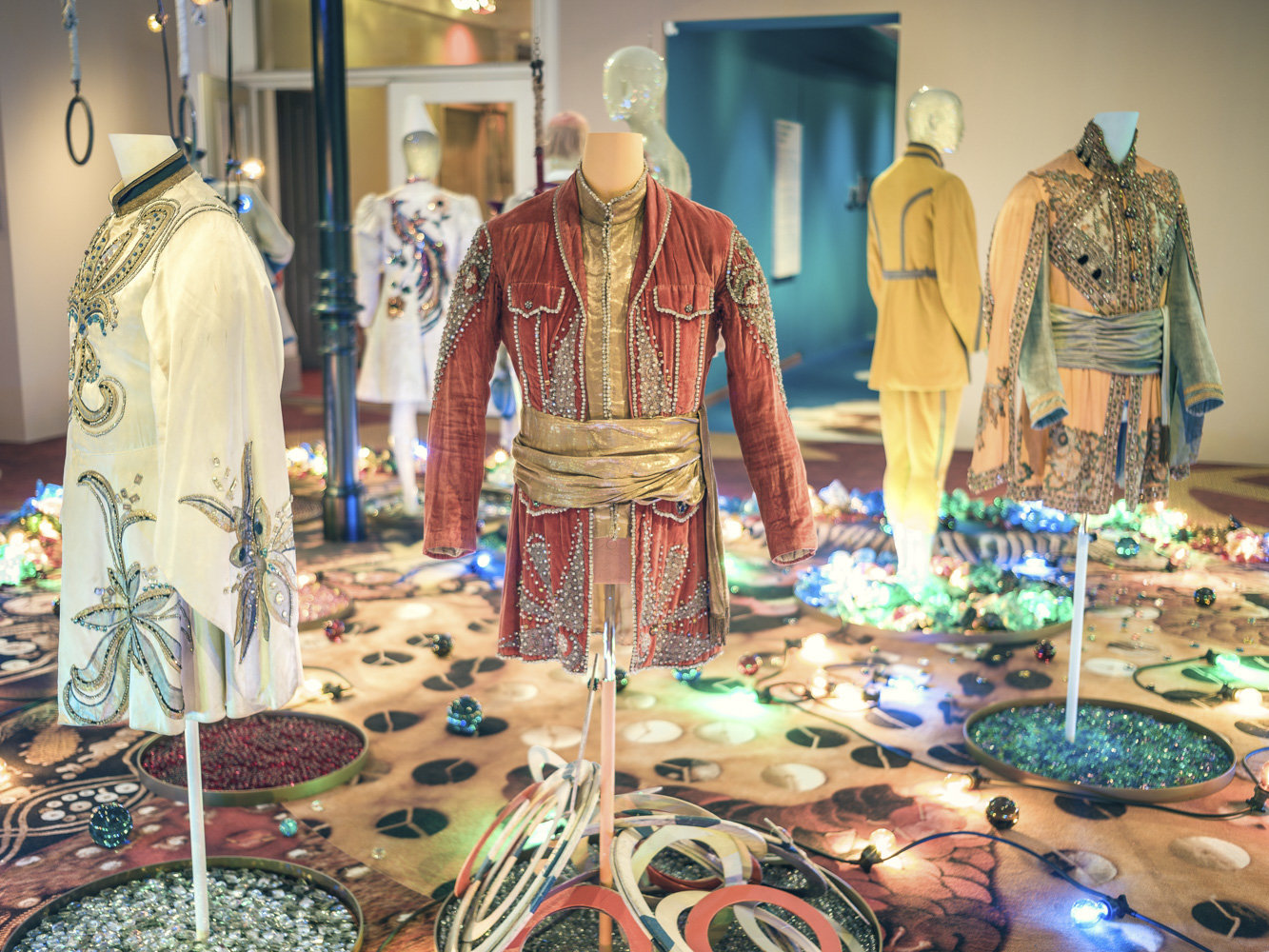 Ausstellungsgrafik und Szenografie Mode Circus Knie im Textilmuseum St.Gallen