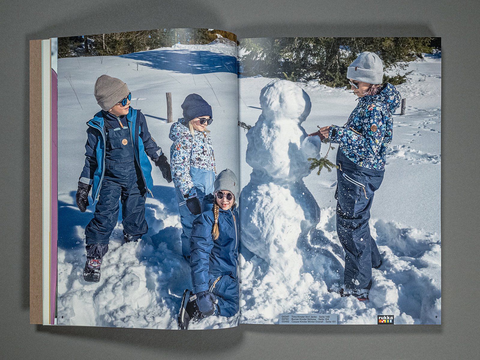 Jahreskatalog 2023–2024