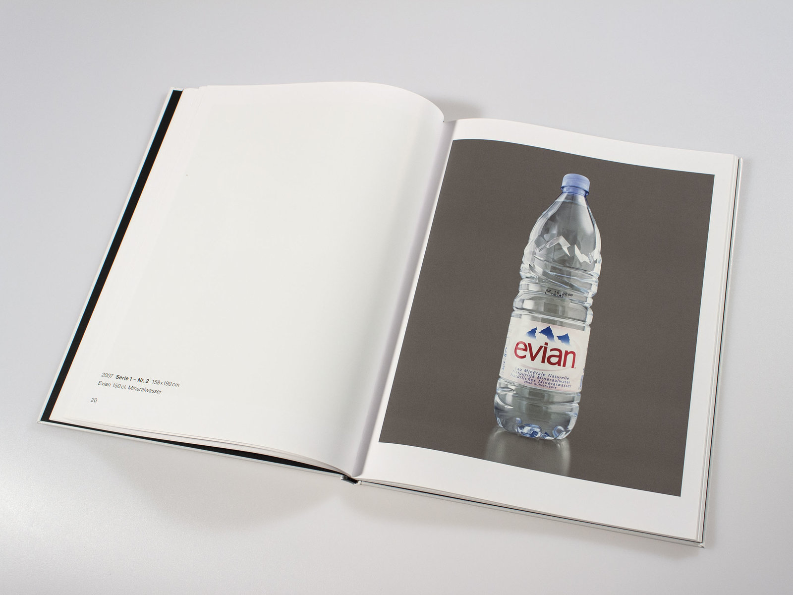 Buchgestaltung «Serie 1» Valentin Jeck