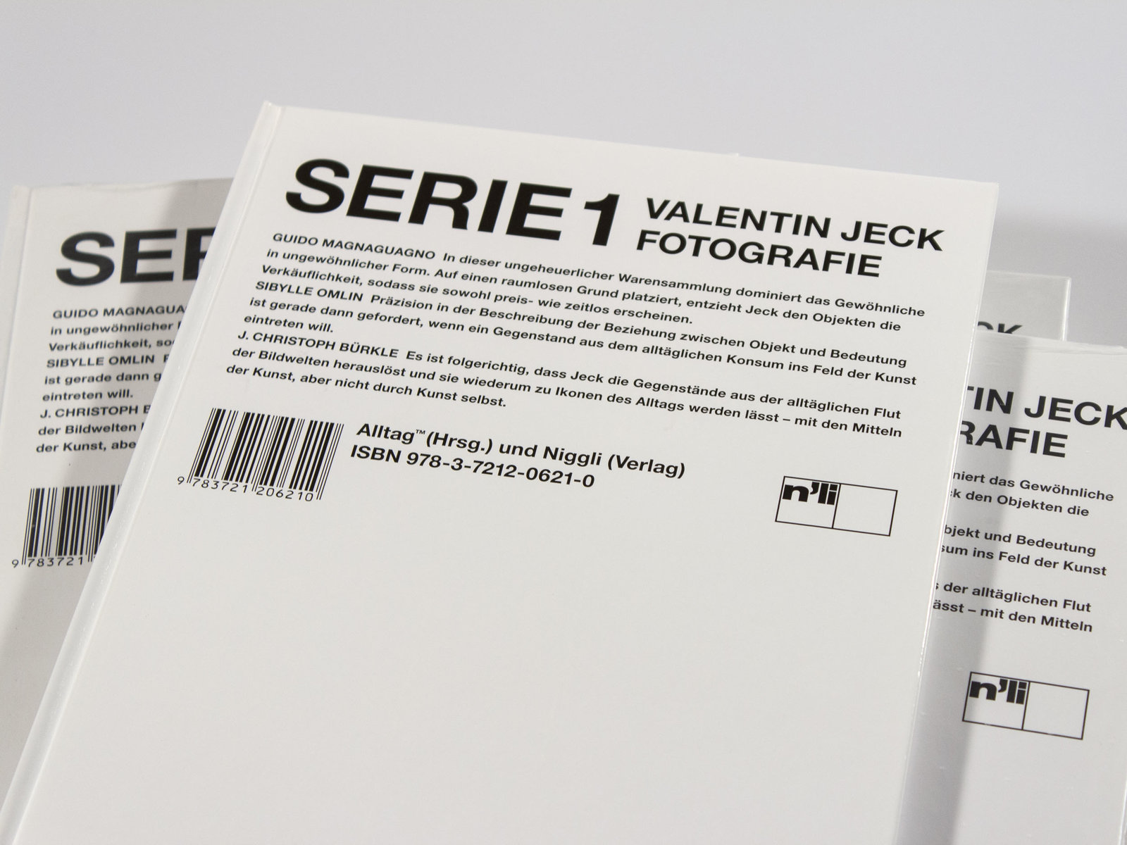 Buchgestaltung «Serie 1» Valentin Jeck